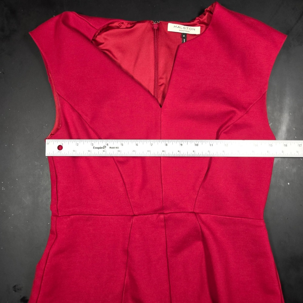 Halston Heritage Red V-Neck Fit and Flare Mini Dress Size 6 Sleeveless Cocktail - Picture 4 of 6